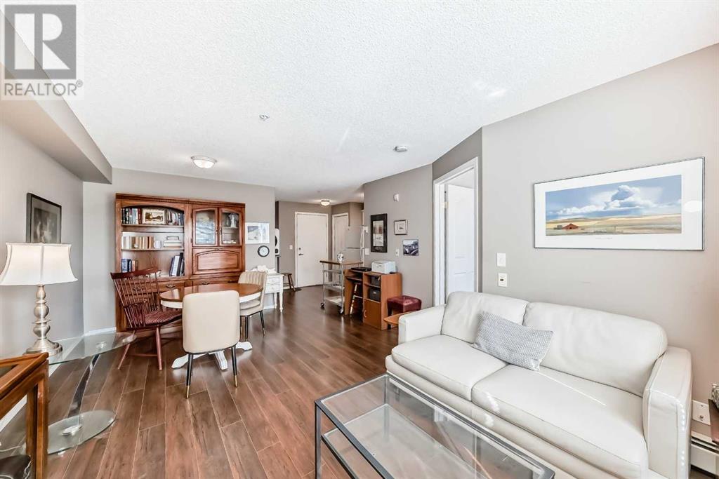 Single Family House for Sale in   Pinecliff Grove NE Pineridge Calgary 