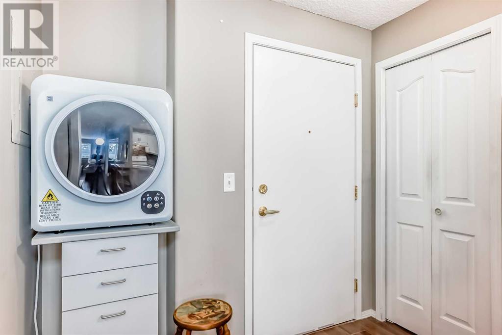 Single Family House for Sale in   Pinecliff Grove NE Pineridge Calgary 
