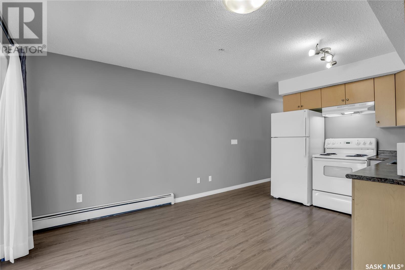 Single Family House High rise for Sale in   Lowe ROAD Saskatoon 