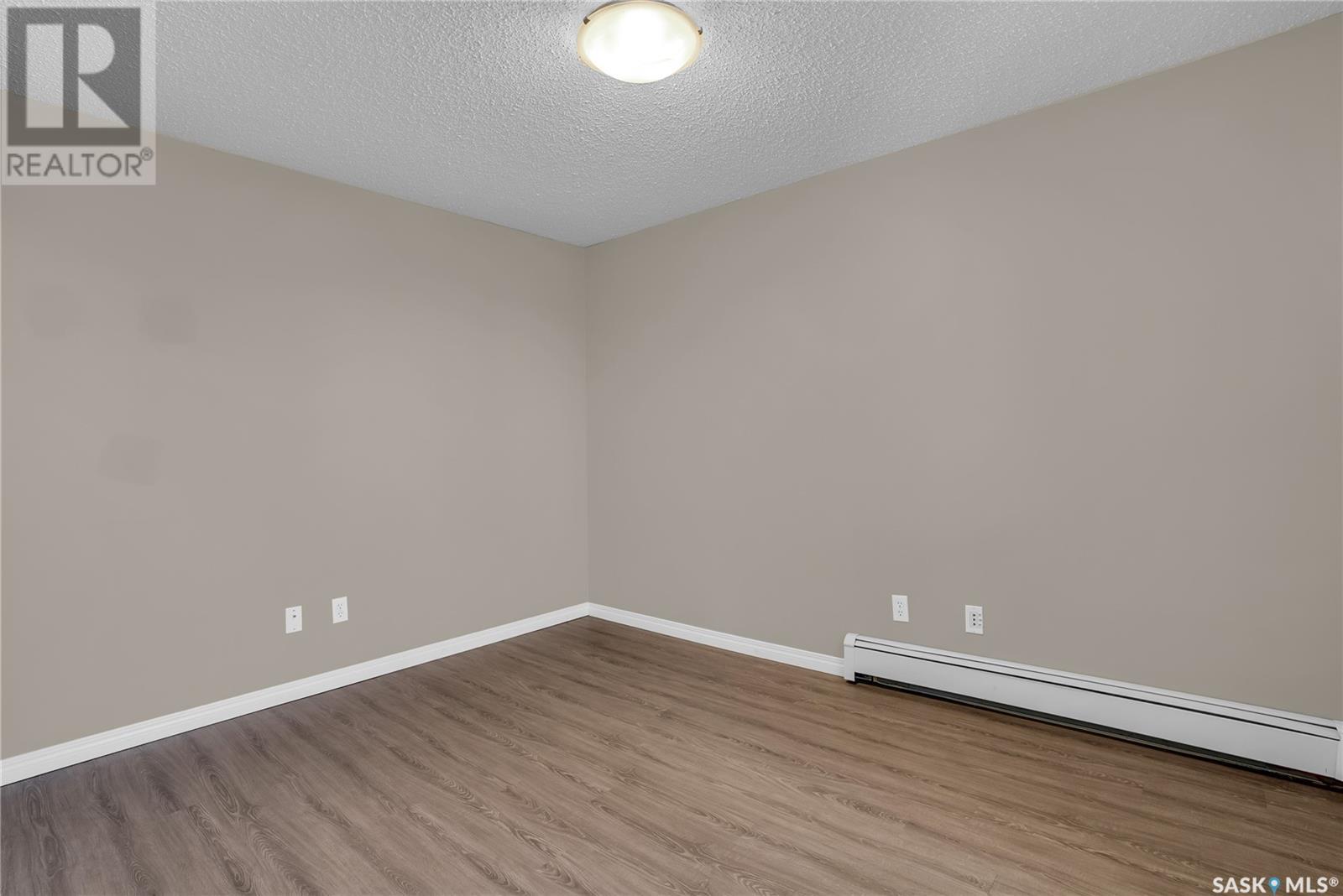Single Family House High rise for Sale in   Lowe ROAD Saskatoon 