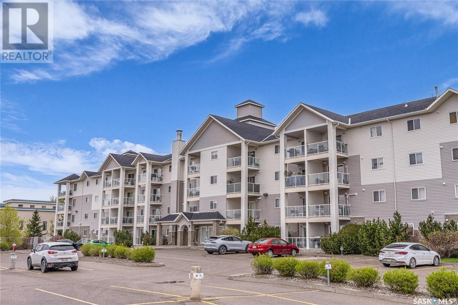 Single Family House High rise for Sale in   Lowe ROAD Saskatoon 