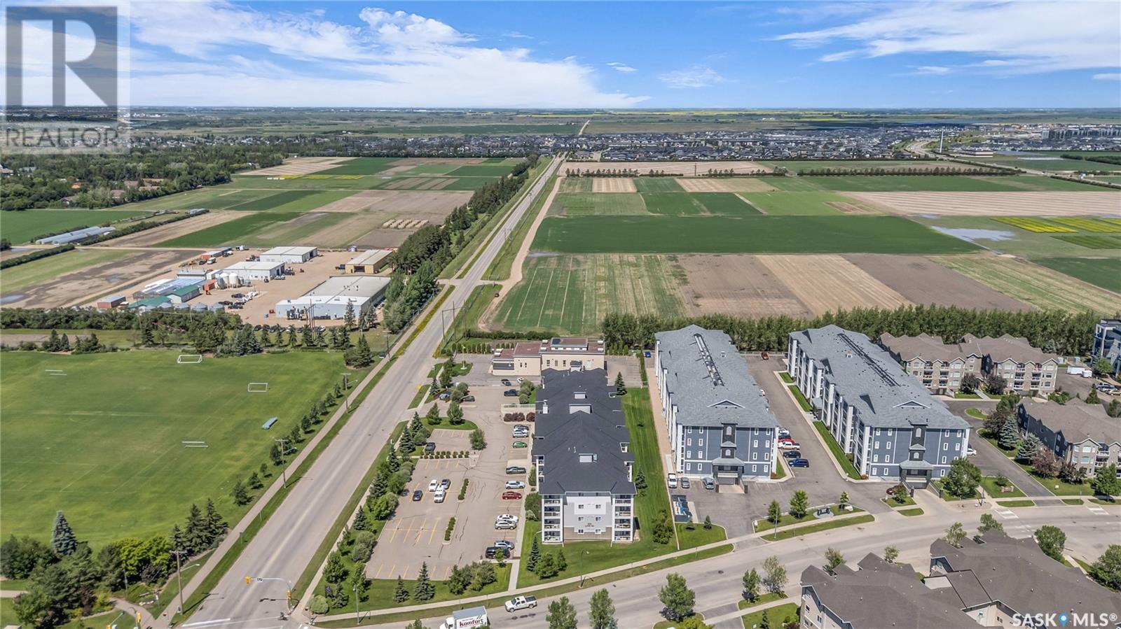 Single Family House High rise for Sale in   Lowe ROAD Saskatoon 