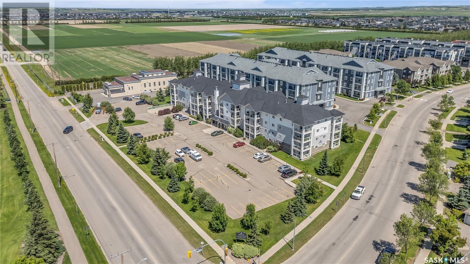 Single Family House High rise for Sale in   Lowe ROAD Saskatoon 