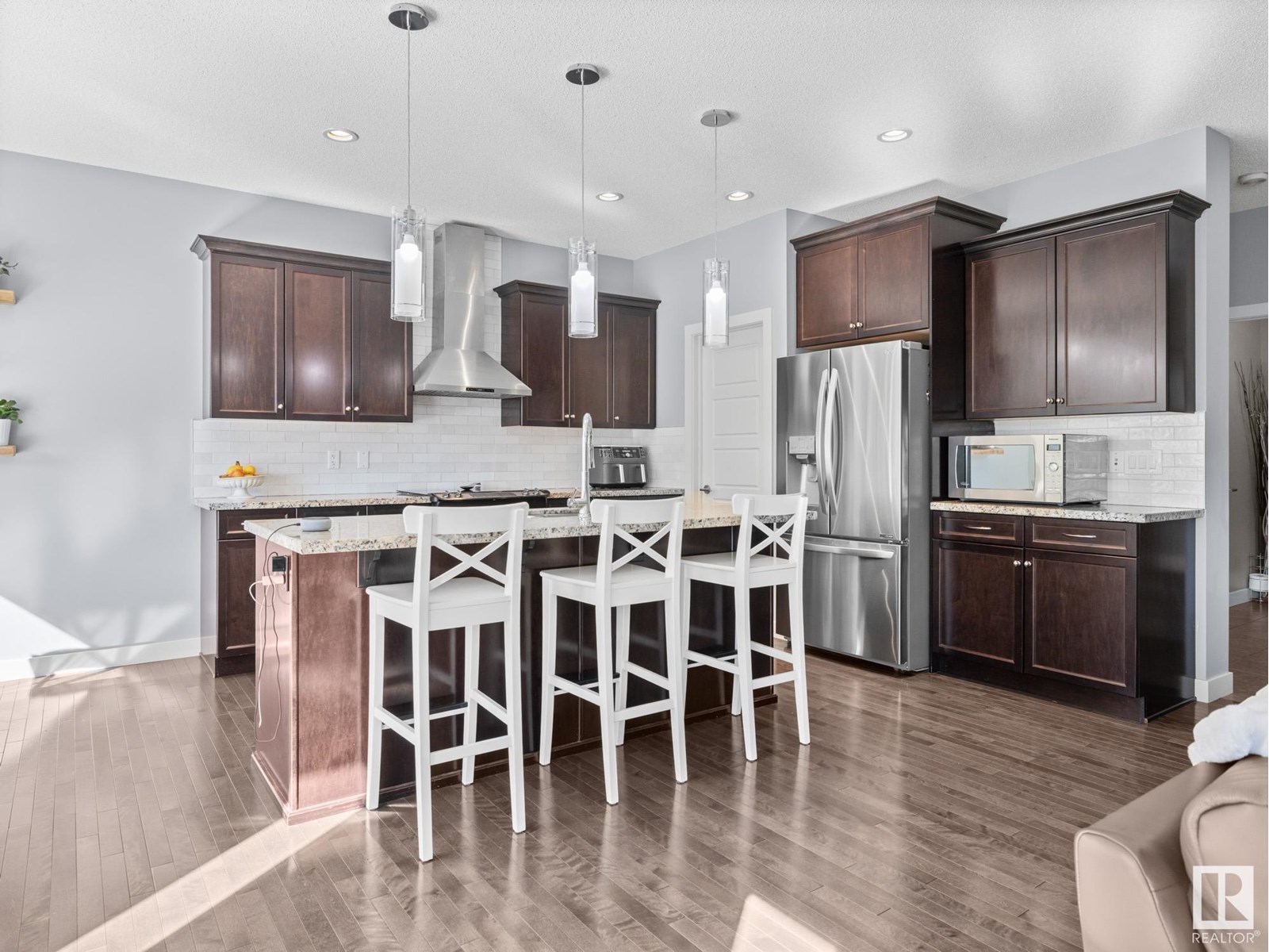 Photo 19 of 5936 208 St Nw, Edmonton AB