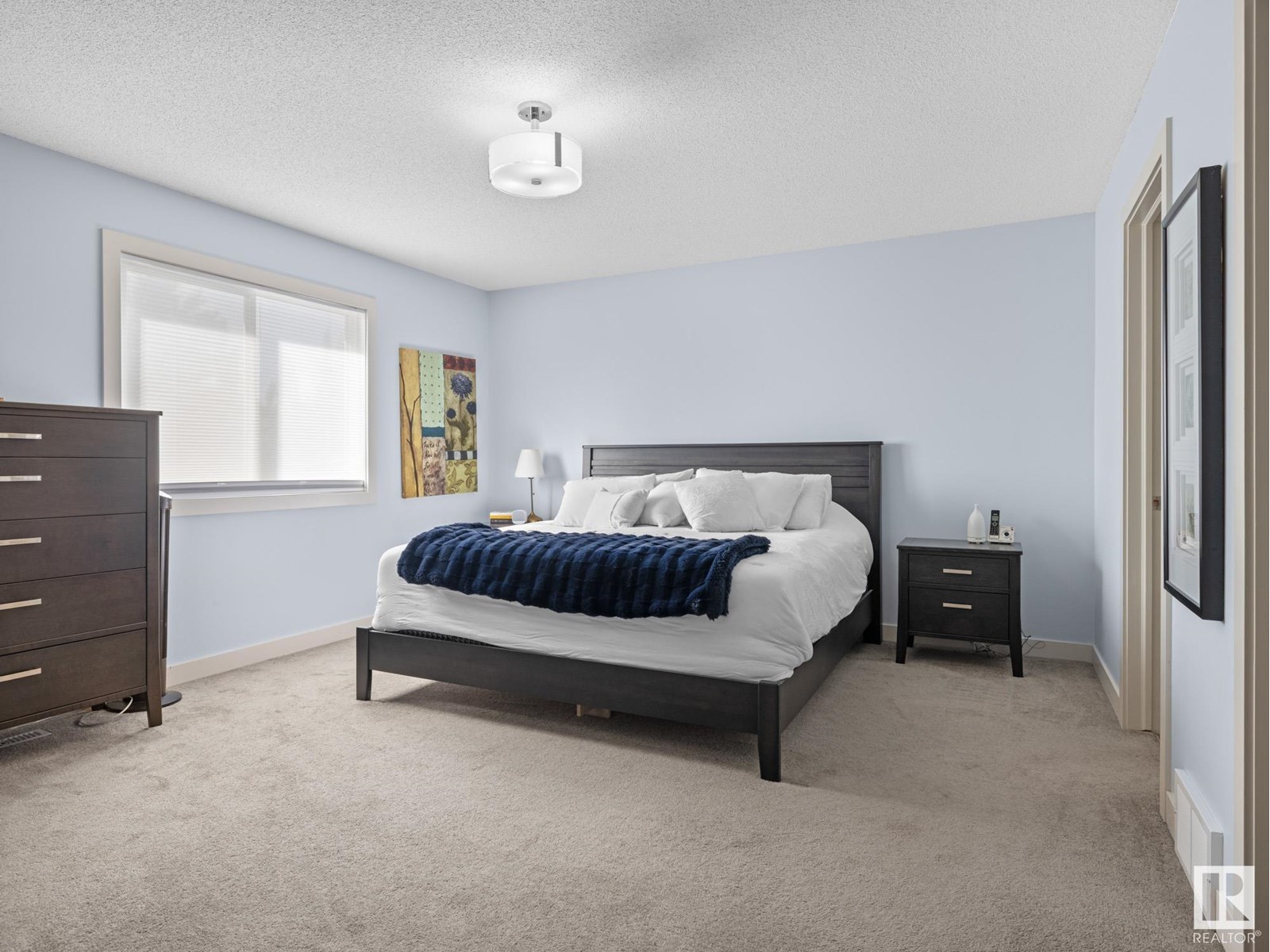 Photo 33 of 5936 208 St Nw, Edmonton AB