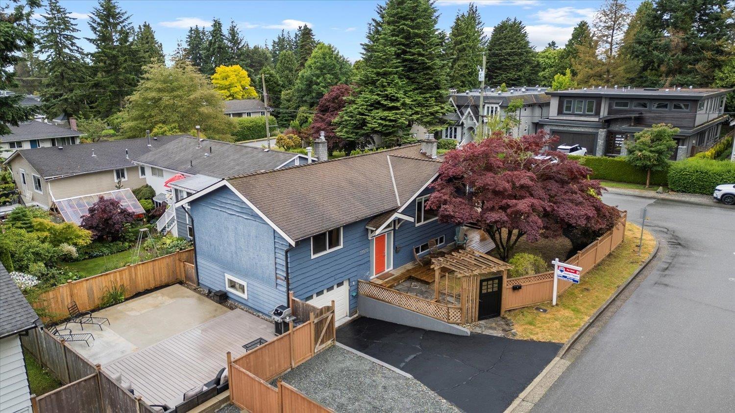 13950 BLACKBURN AVENUE, White Rock