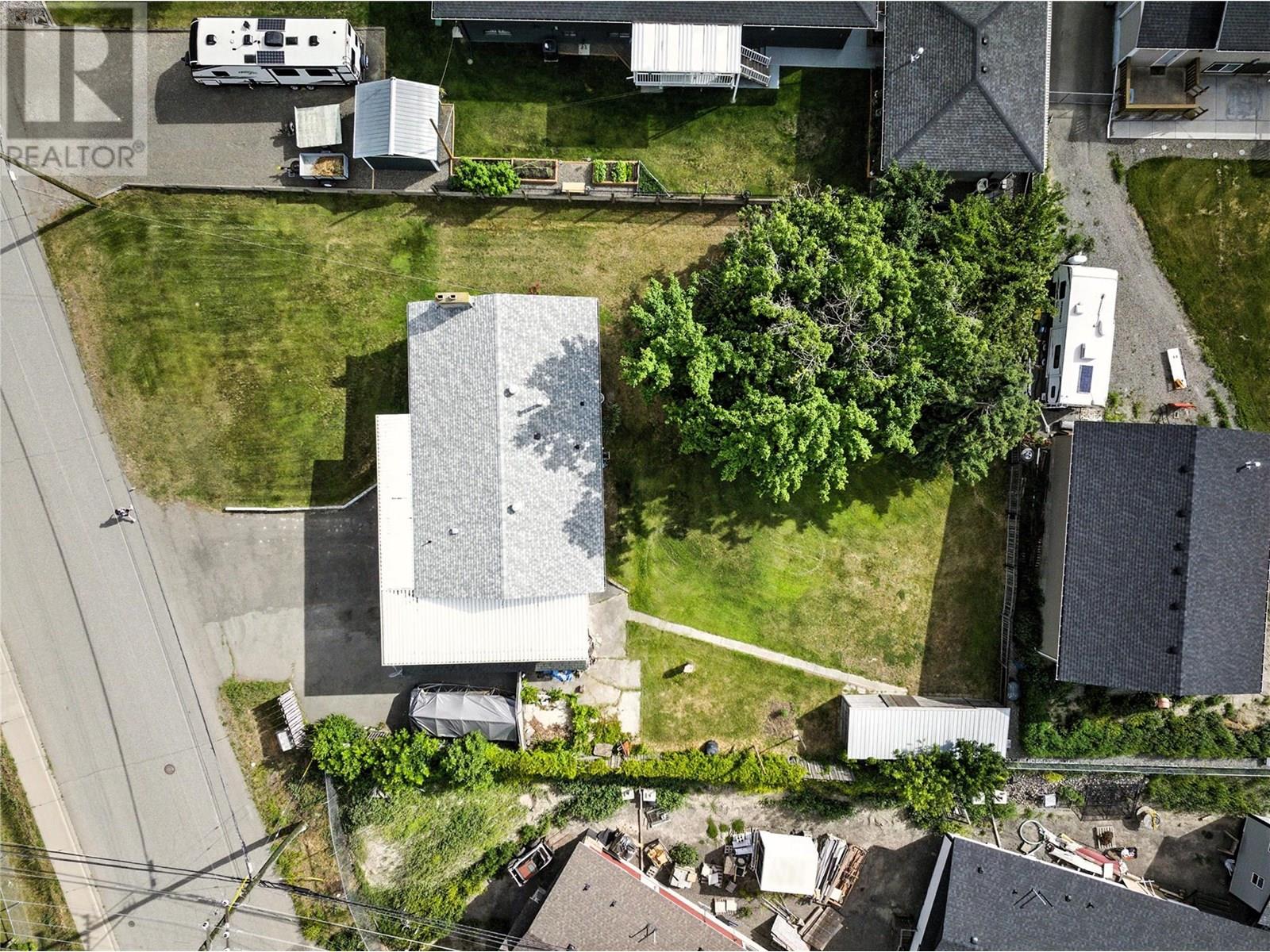 Photo 5 of 205 Oconnor Road, Kamloops BC