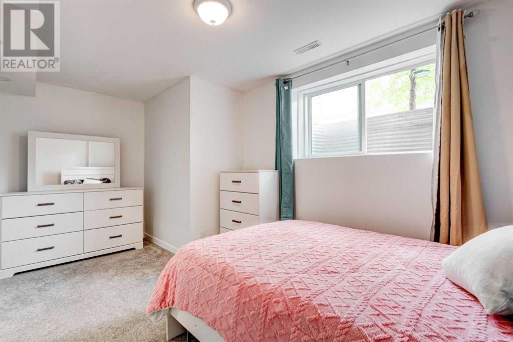 Single Family House for Sale in  Legacy Common SE Legacy Calgary 