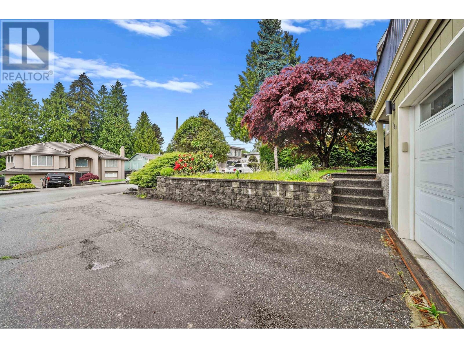 Photo 3 of 2160 Jordan Drive, Burnaby BC