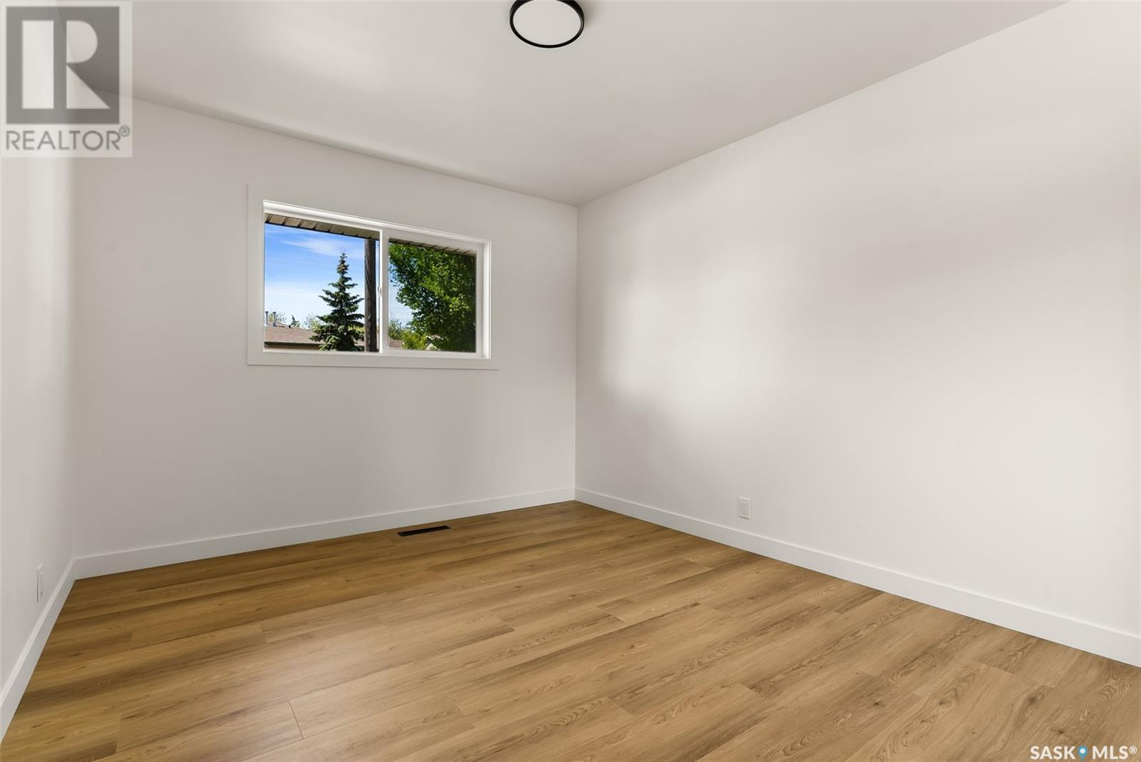 Single Family House Bungalow for Sale in  Connaught STREET Regina 