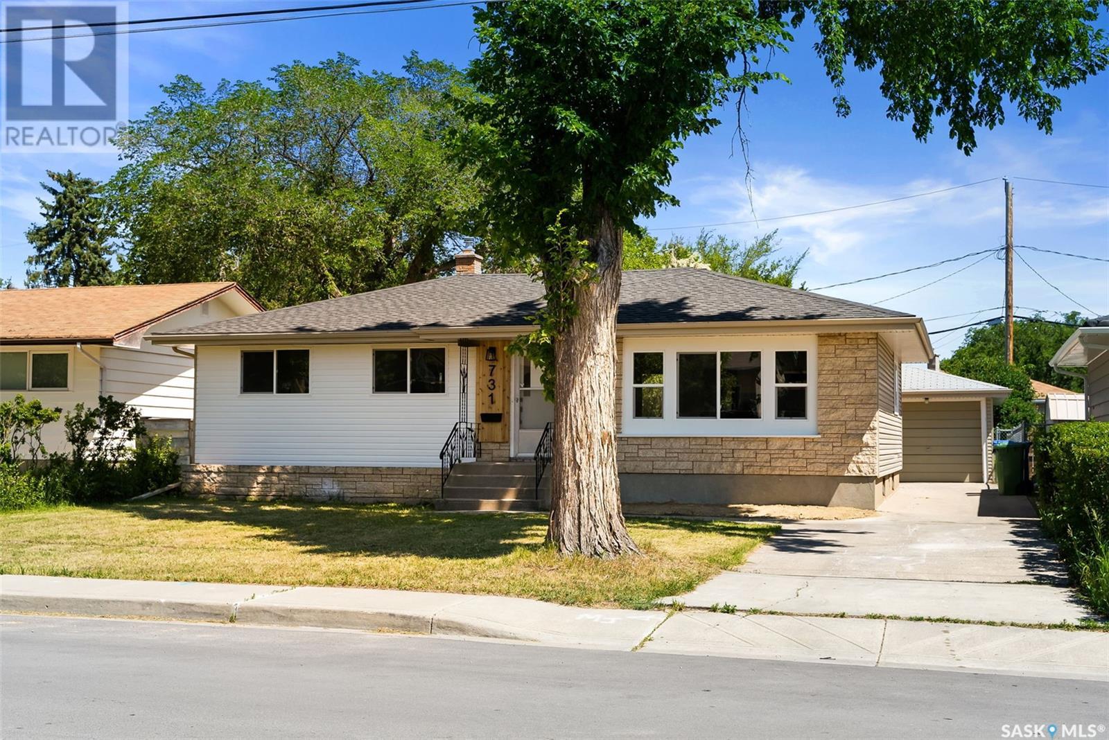 Single Family House Bungalow for Sale in  Connaught STREET Regina 