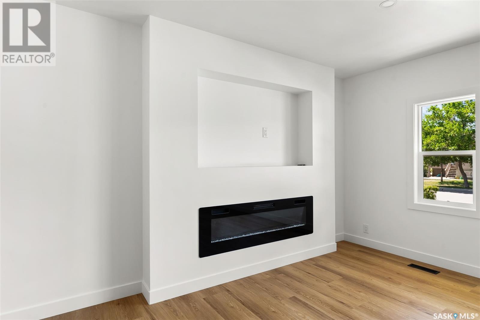 Single Family House Bungalow for Sale in  Connaught STREET Regina 