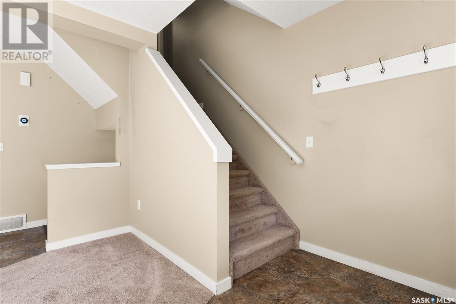 Photo 15 of 47 5652 Gordon Road, Regina SK