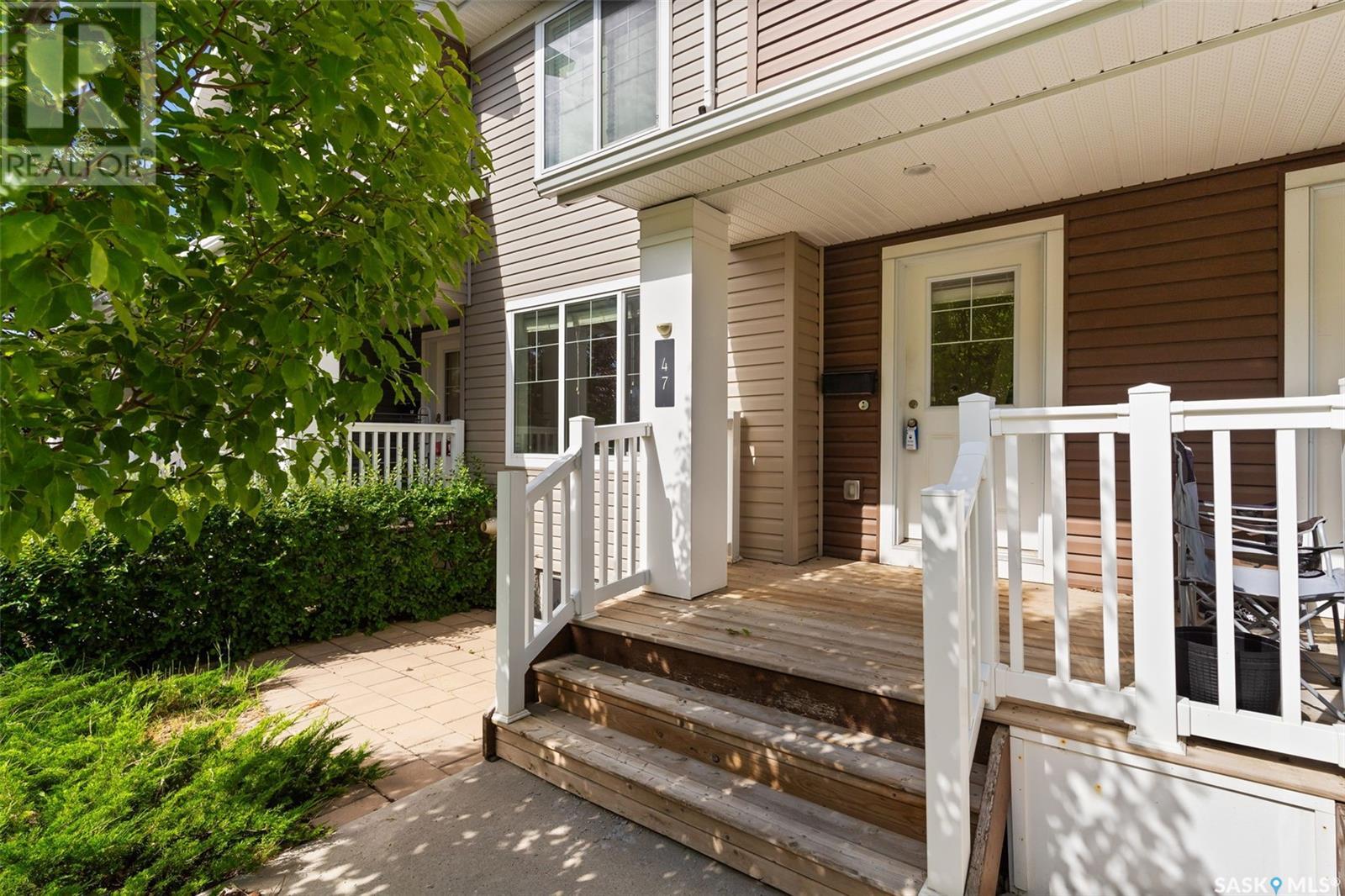 Photo 3 of 47 5652 Gordon Road, Regina SK