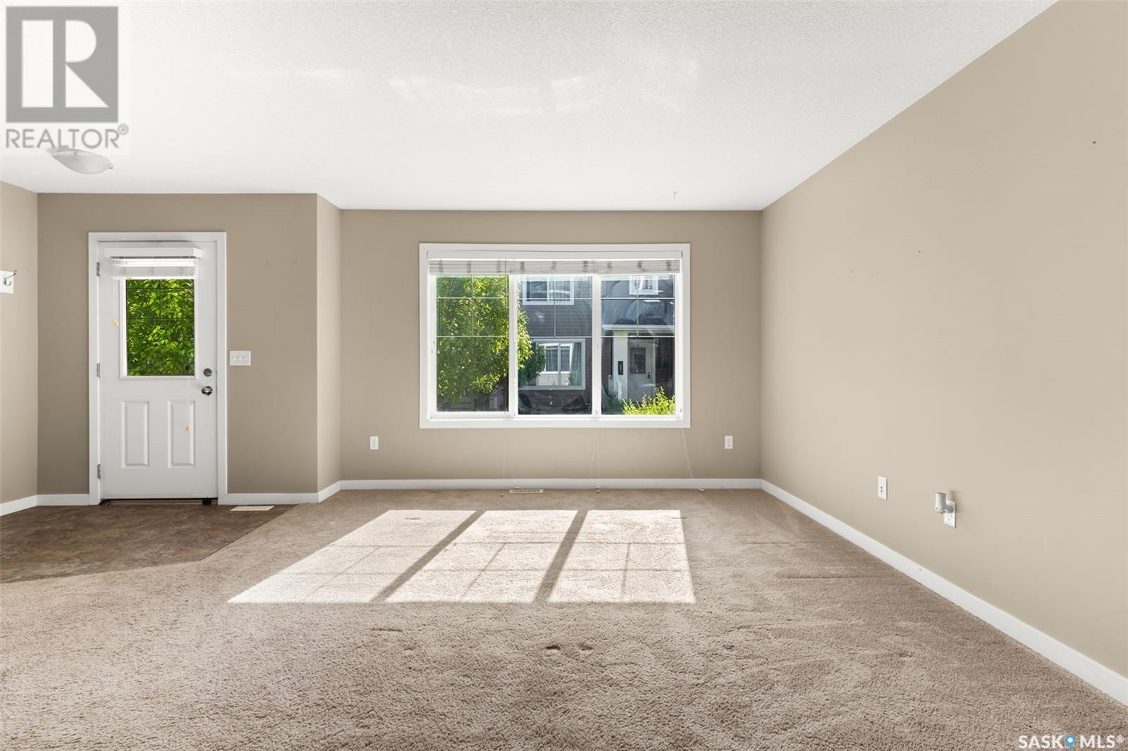 Photo 6 of 47 5652 Gordon Road, Regina SK