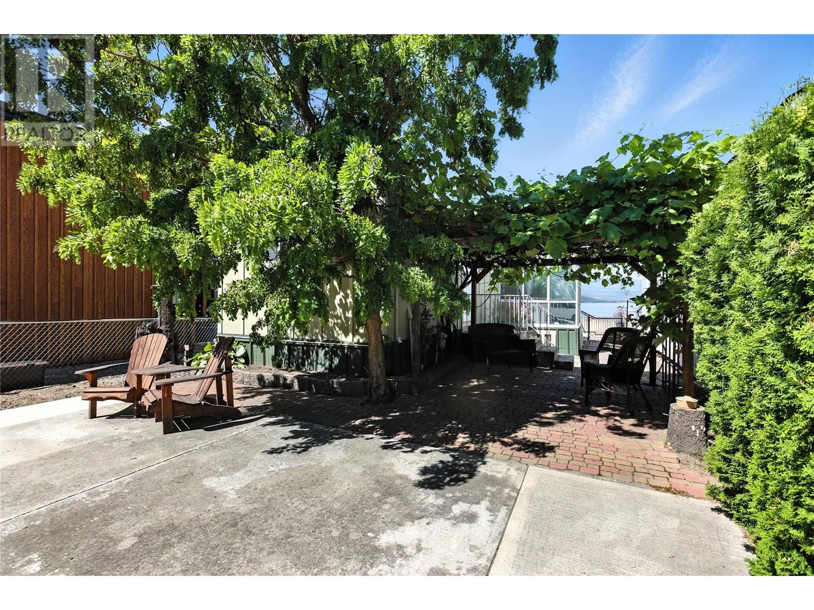 Photo 2 of 1226 Second Avenue Unit 76 79, Chase BC