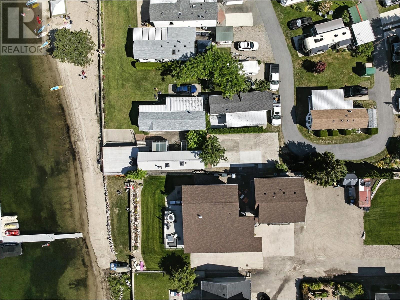 Photo 14 of 1226 Second Avenue Unit 76 79, Chase BC