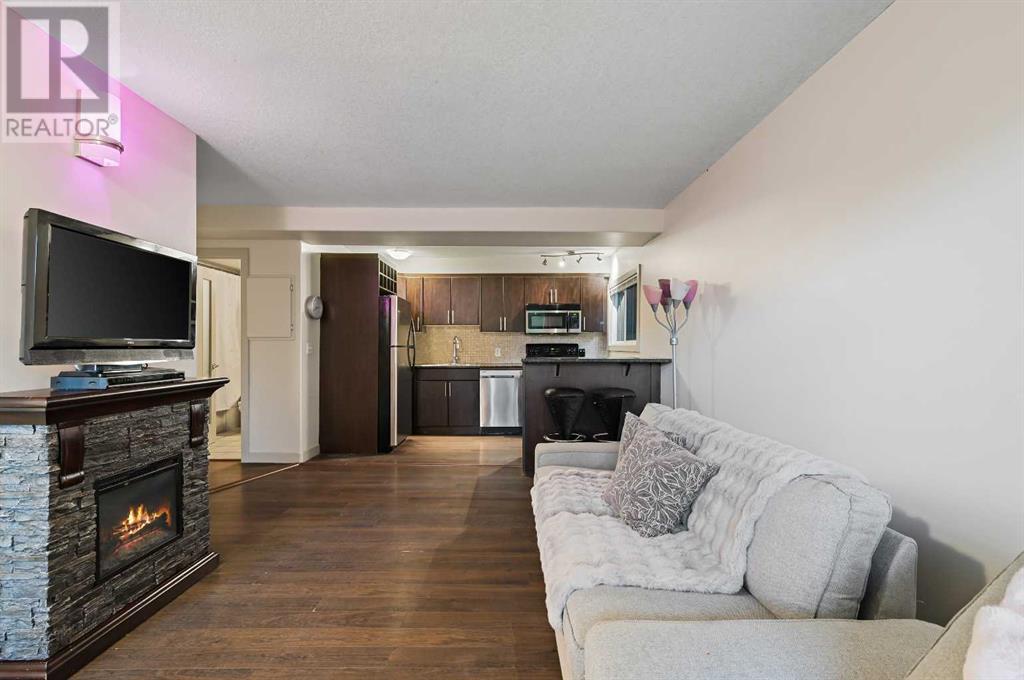 Single Family House for Sale in    Avenue SW South Calgary Calgary 