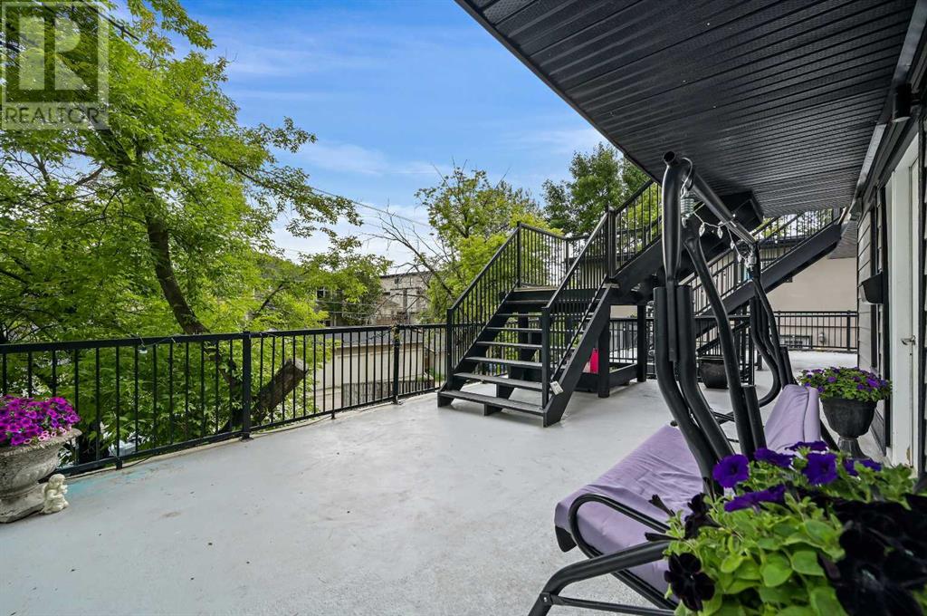 Single Family House for Sale in    Avenue SW South Calgary Calgary 