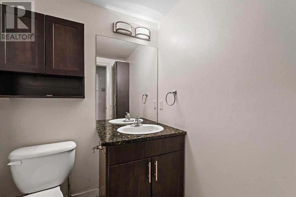 Single Family House for Sale in    Avenue SW South Calgary Calgary 