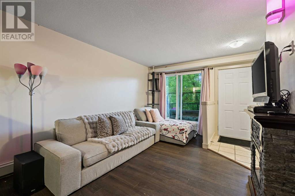 Single Family House for Sale in    Avenue SW South Calgary Calgary 