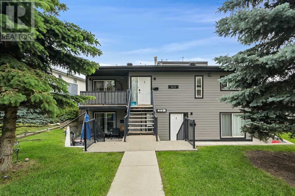 Single Family House for Sale in    Avenue SW South Calgary Calgary 
