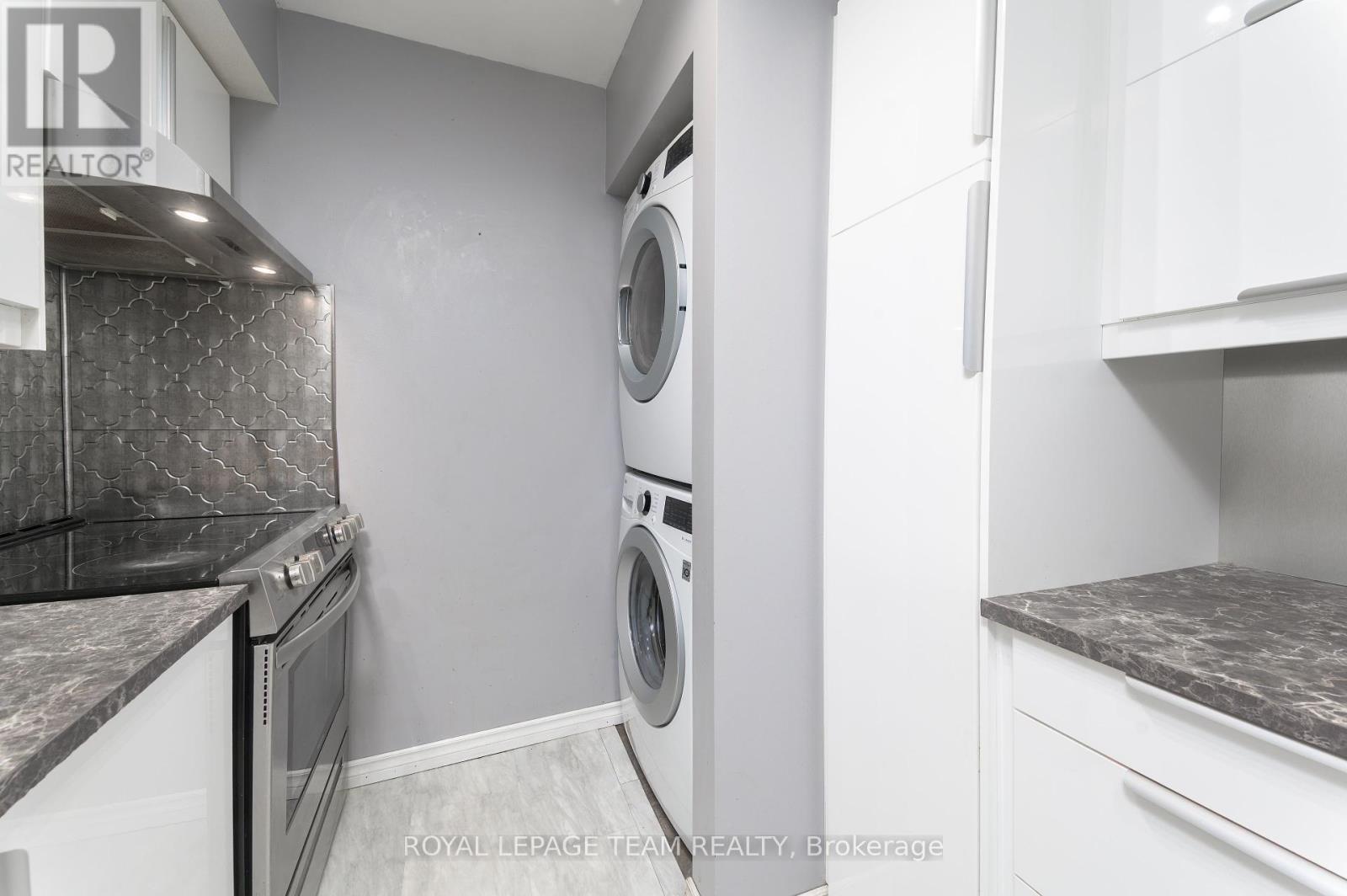 Photo 27 of 204 266 Lorry Greenberg Drive, Ottawa ON