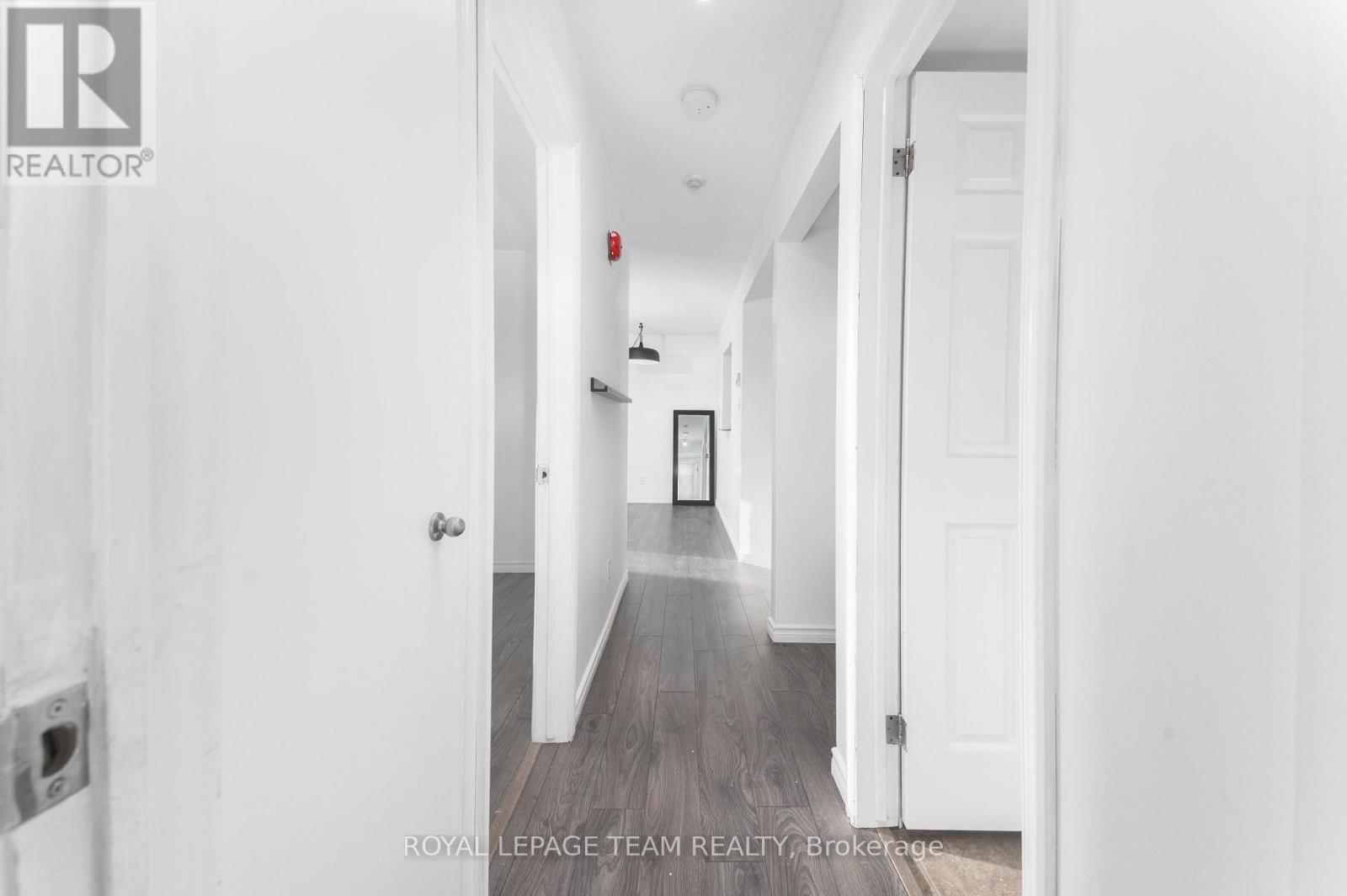 Photo 26 of 204 266 Lorry Greenberg Drive, Ottawa ON