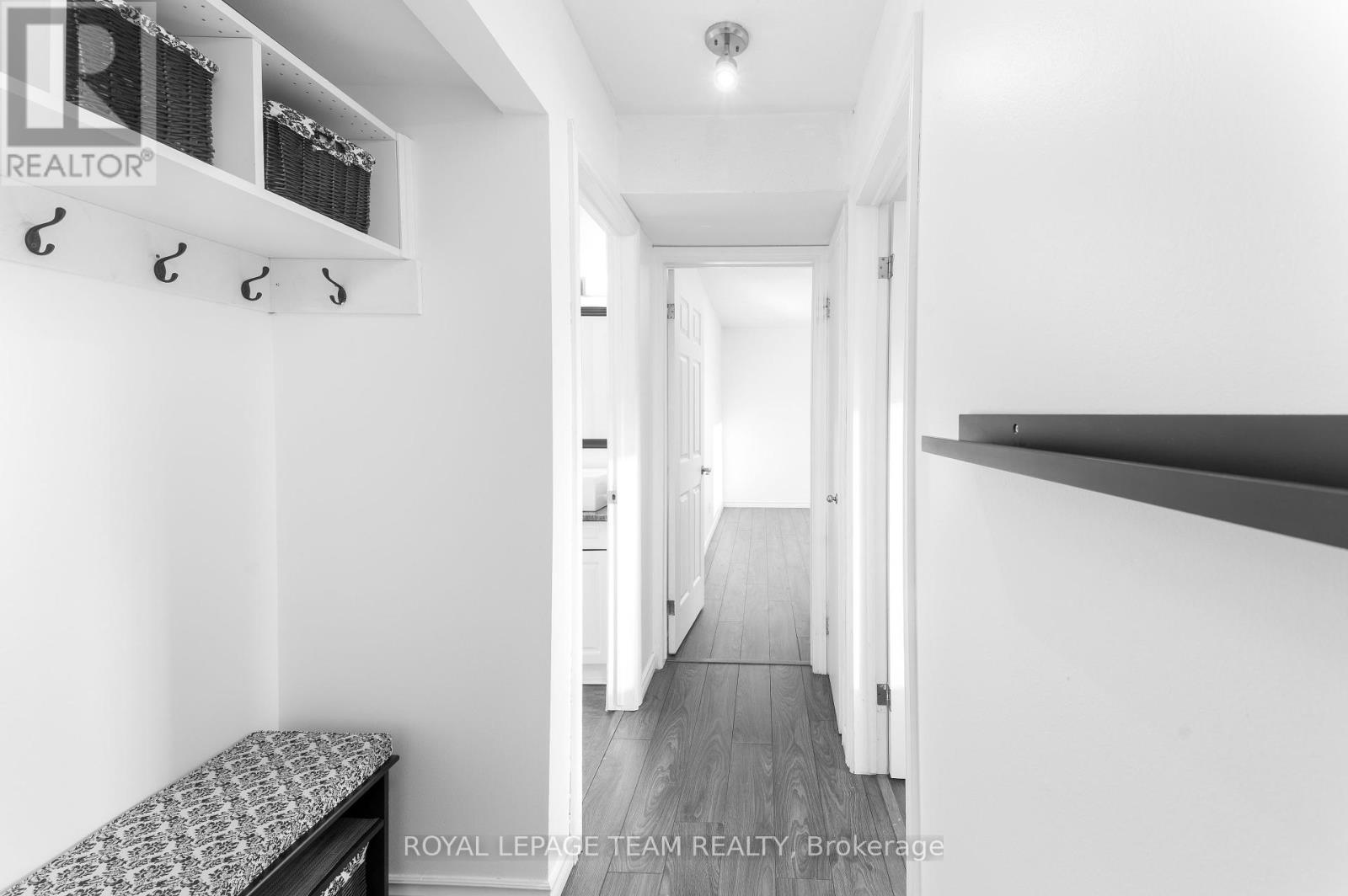 Photo 16 of 204 266 Lorry Greenberg Drive, Ottawa ON