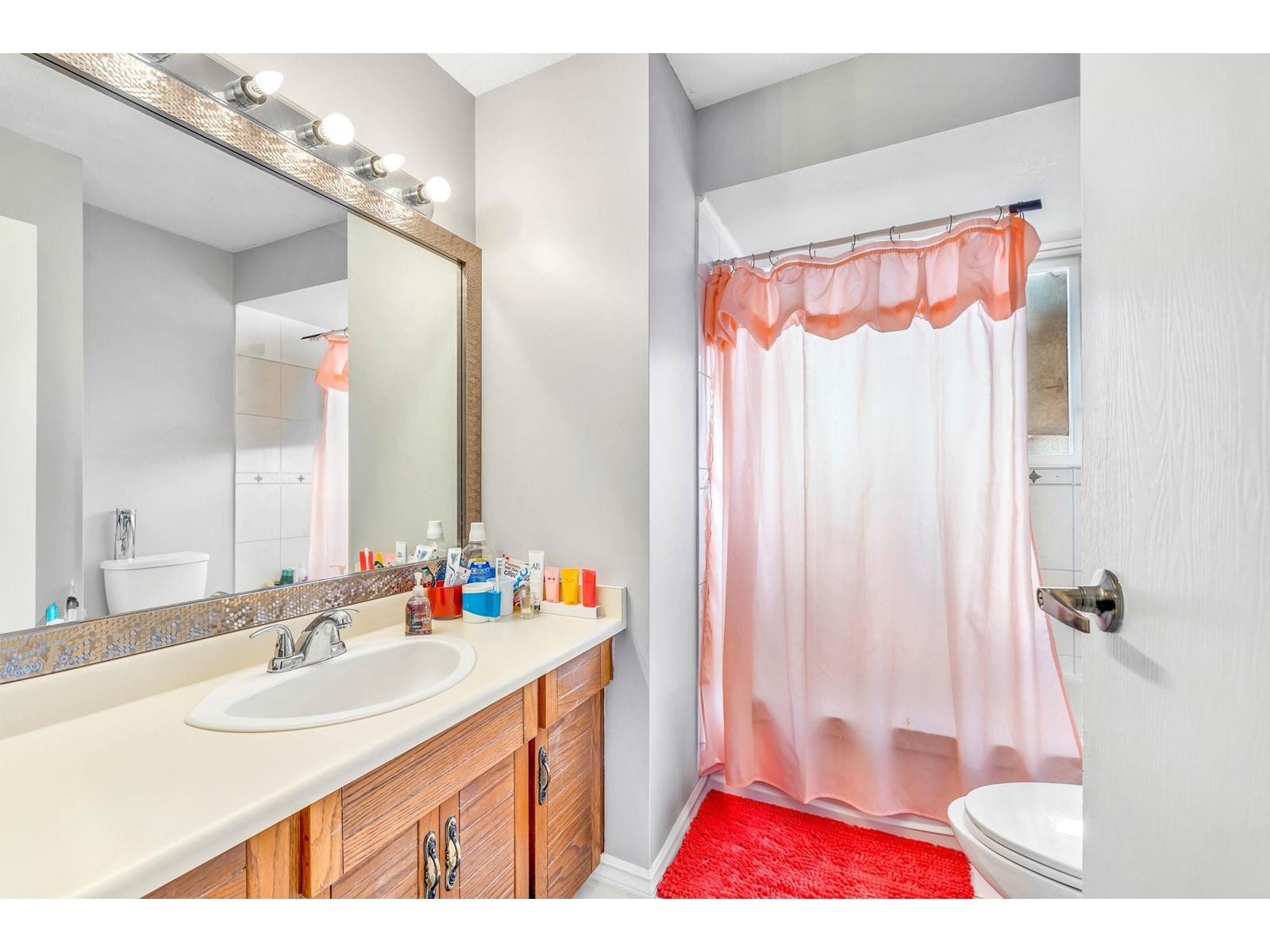 15420 96 AVENUE, Surrey