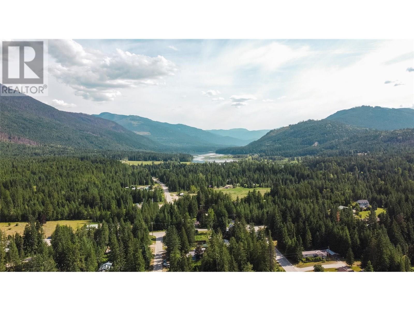 Photo 6 of 603 Fletcher Avenue, Slocan BC