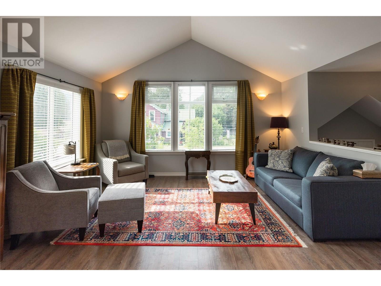 Photo 8 of 603 Fletcher Avenue, Slocan BC