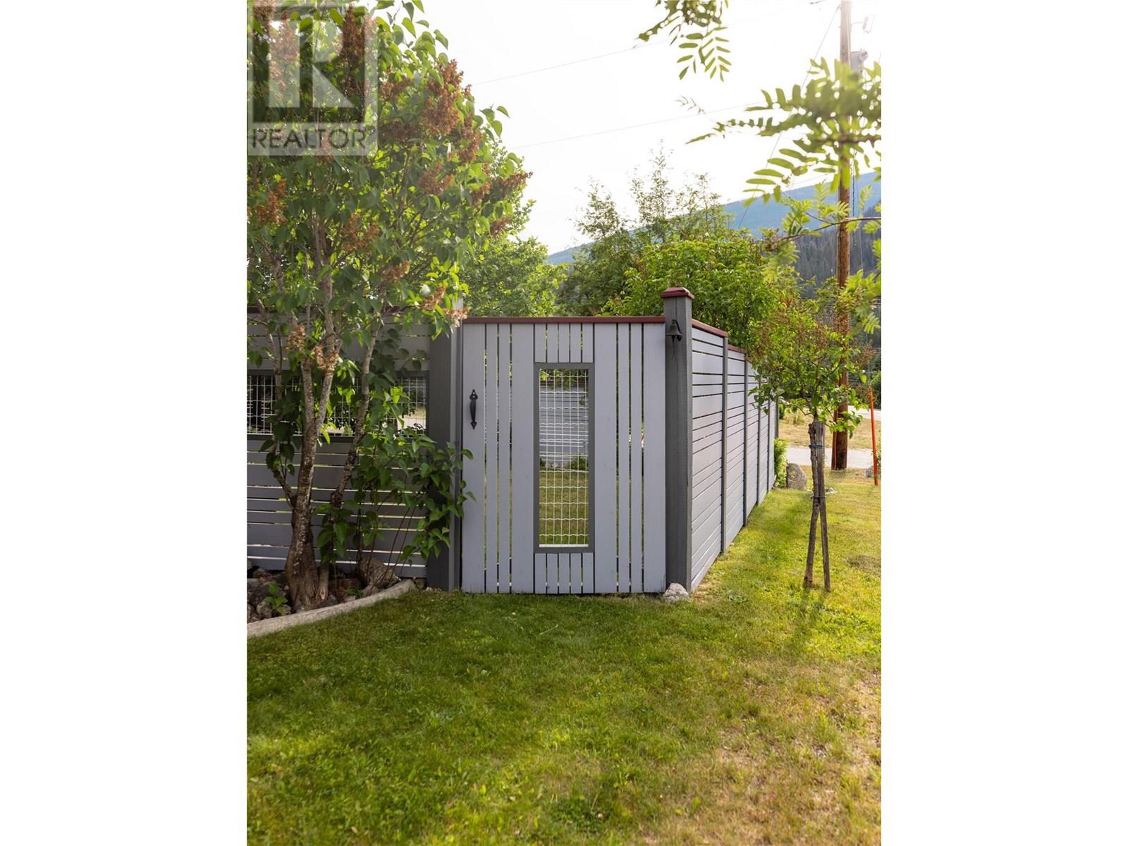Photo 48 of 603 Fletcher Avenue, Slocan BC