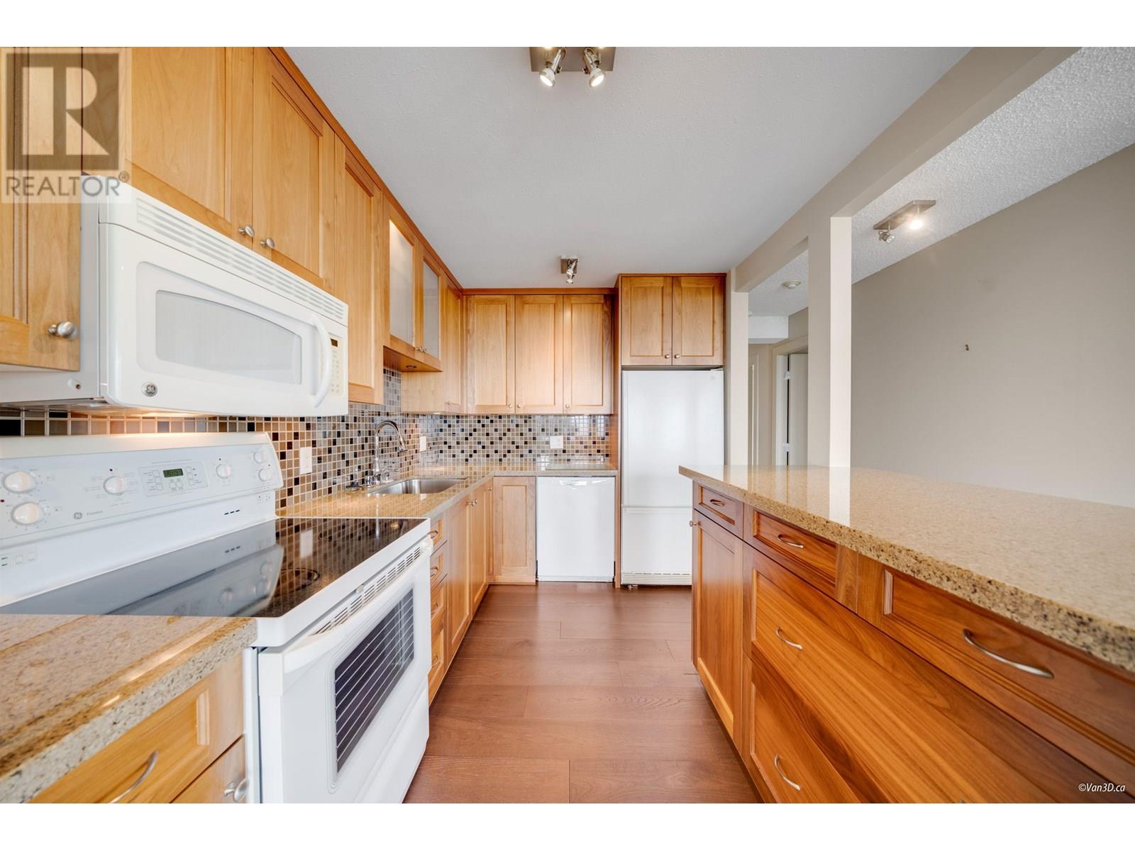 Photo 28 of 2306 6540 Burlington Avenue, Burnaby BC