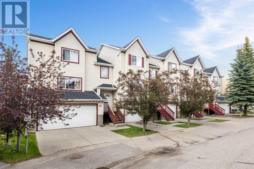 Single Family House for Sale in   Rocky Ridge Gate NW Rocky Ridge Calgary 