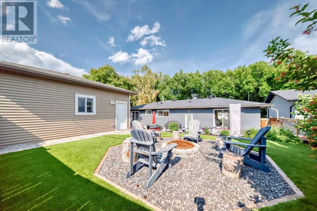 Single Family House Bungalow for Sale in  Ancourt Road SE Acadia Calgary 