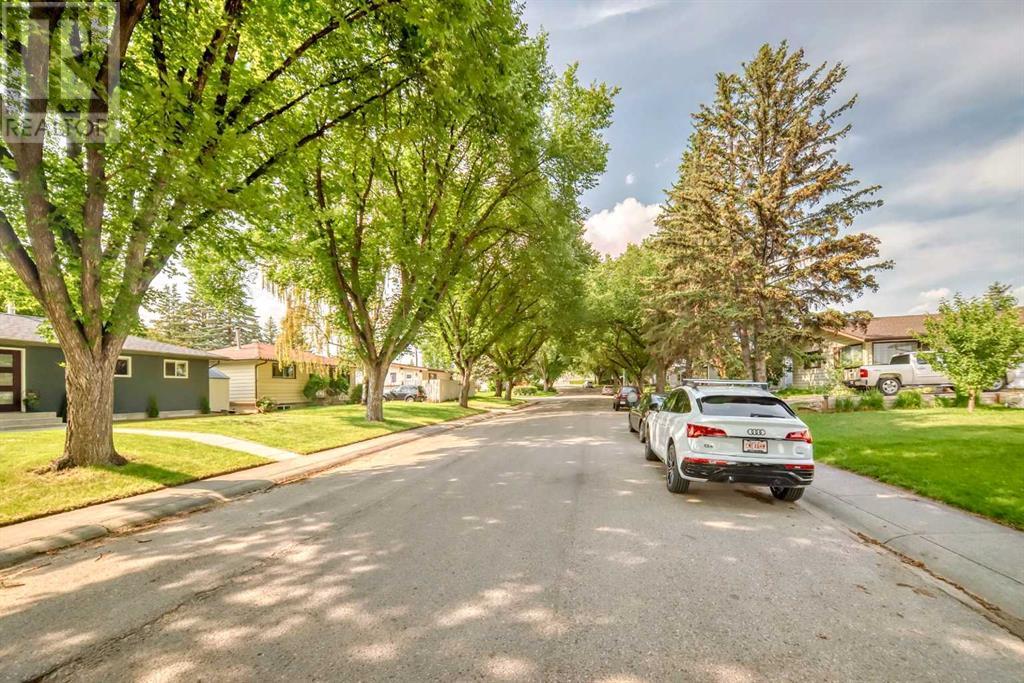 Single Family House Bungalow for Sale in  Ancourt Road SE Acadia Calgary 