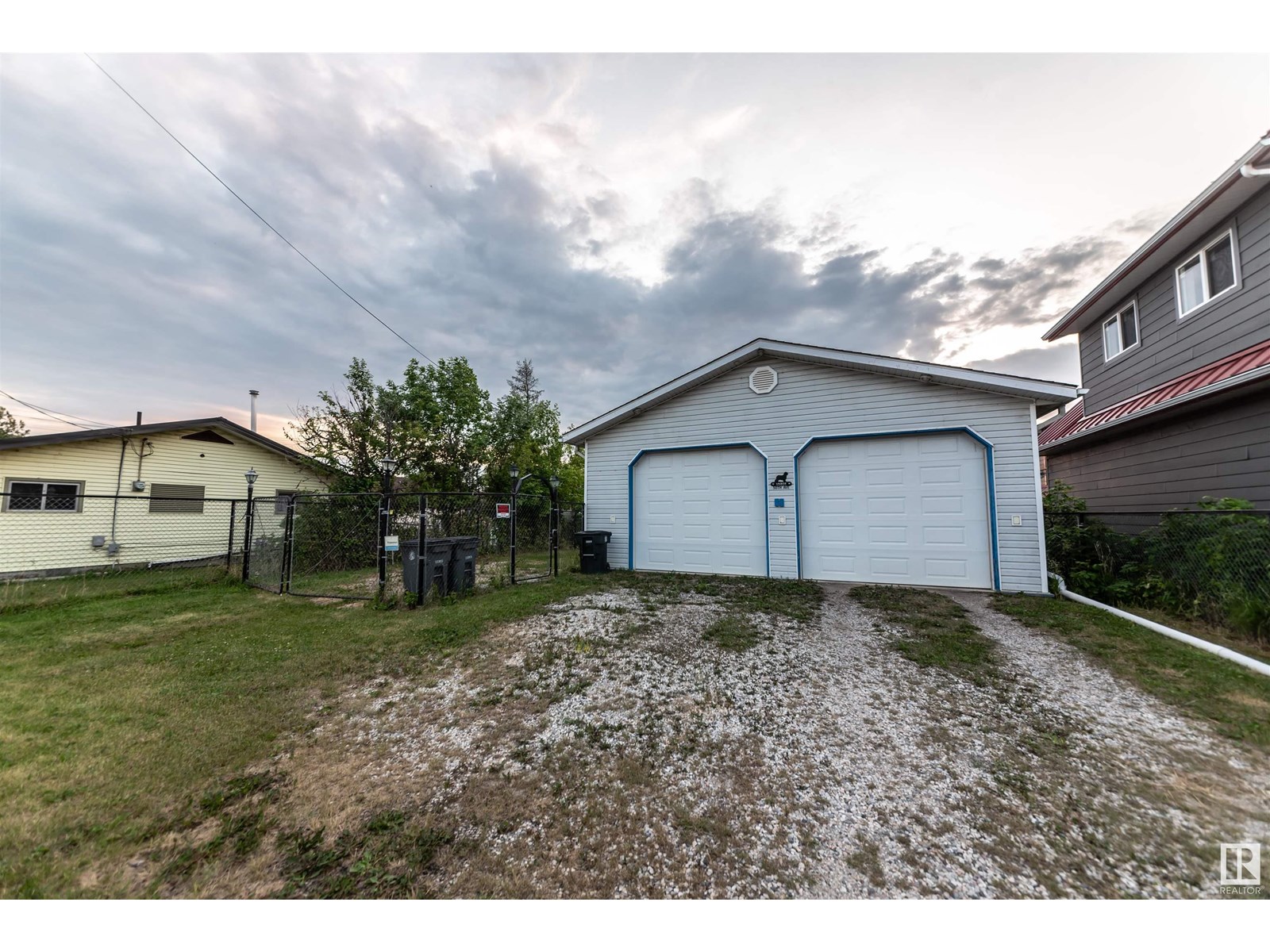 Photo 6 of 5036 50 Av, Rural Lac Ste Anne County AB