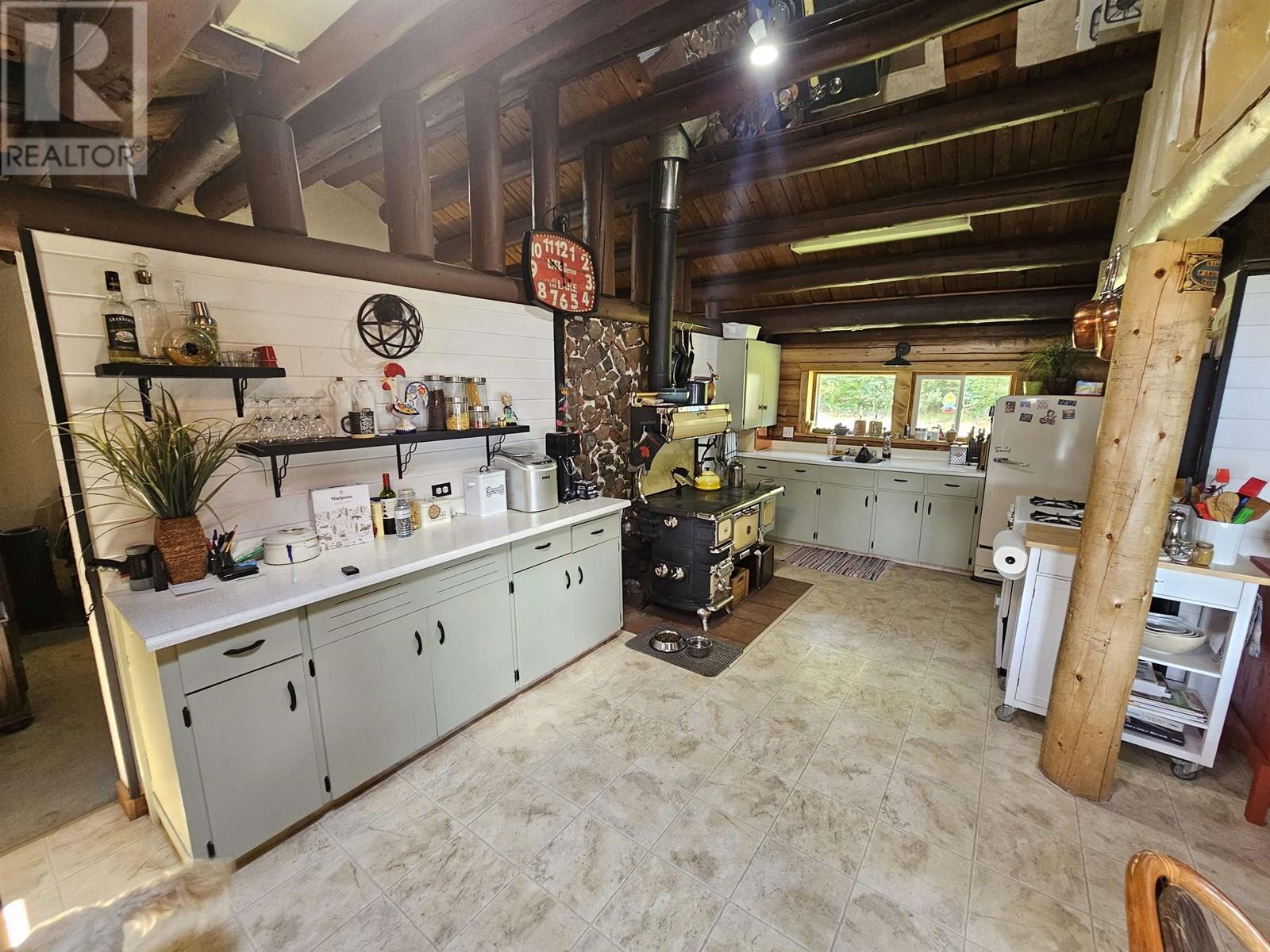 4428 TITETOWN ROAD, Quesnel