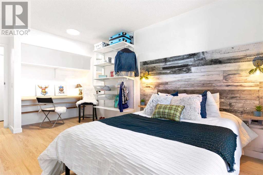 Single Family House for Sale in    Street SE Forest Lawn Calgary 