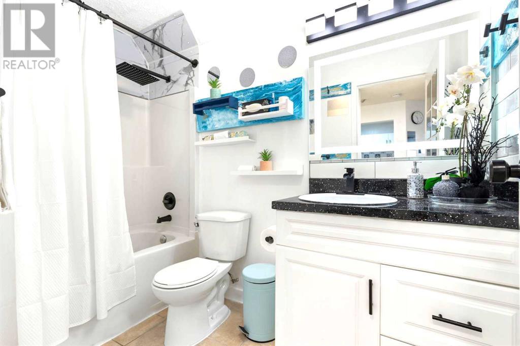 Single Family House for Sale in    Street SE Forest Lawn Calgary 