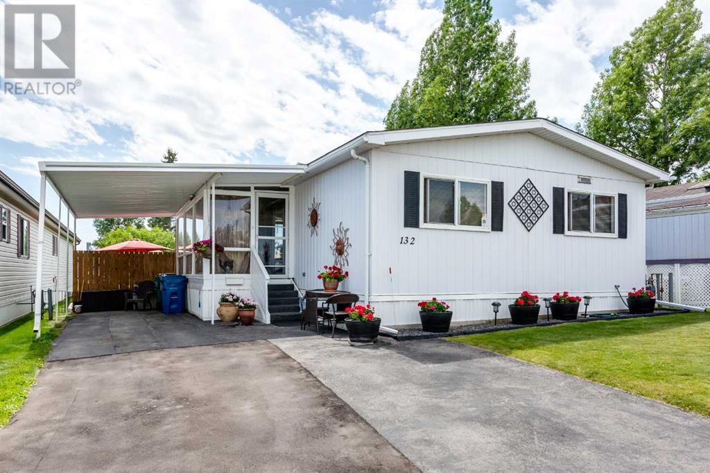 Single Family House Mobile Home for Sale in   Arbour Lake Road NW Arbour Lake Calgary 