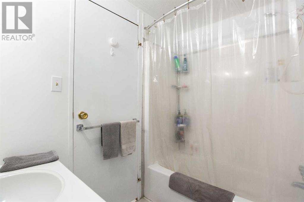 Single Family House Mobile Home for Sale in   Arbour Lake Road NW Arbour Lake Calgary 