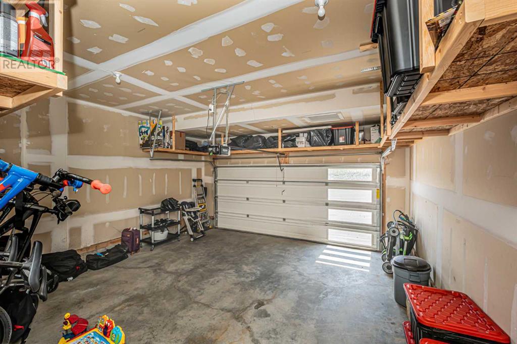 Single Family House for Sale in   Avenue NW Sage Hill Calgary 