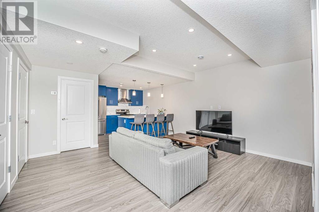 Single Family House for Sale in   Avenue NW Sage Hill Calgary 