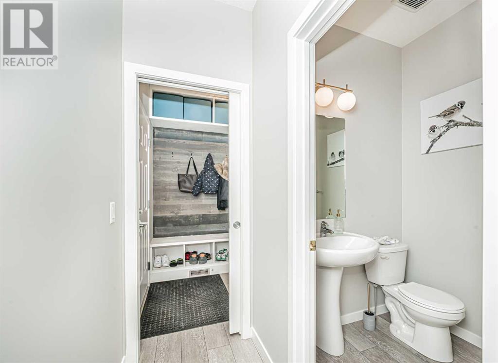 Single Family House for Sale in   Avenue NW Sage Hill Calgary 