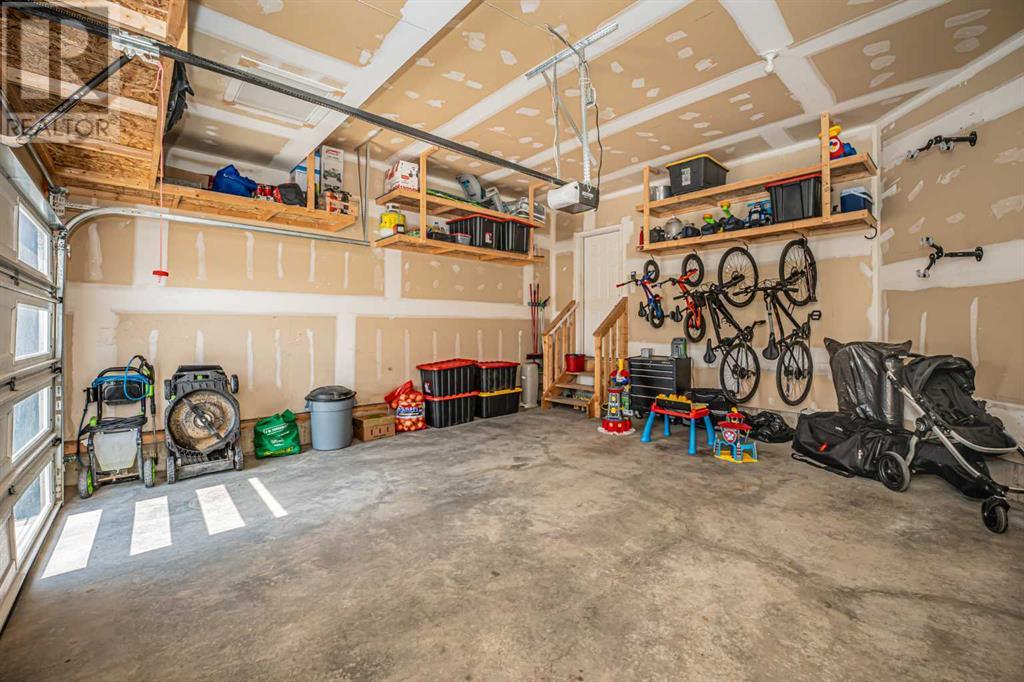 Single Family House for Sale in   Avenue NW Sage Hill Calgary 