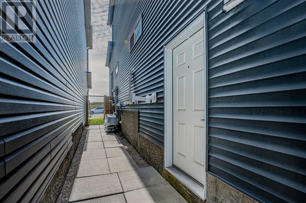 Single Family House for Sale in   Avenue NW Sage Hill Calgary 