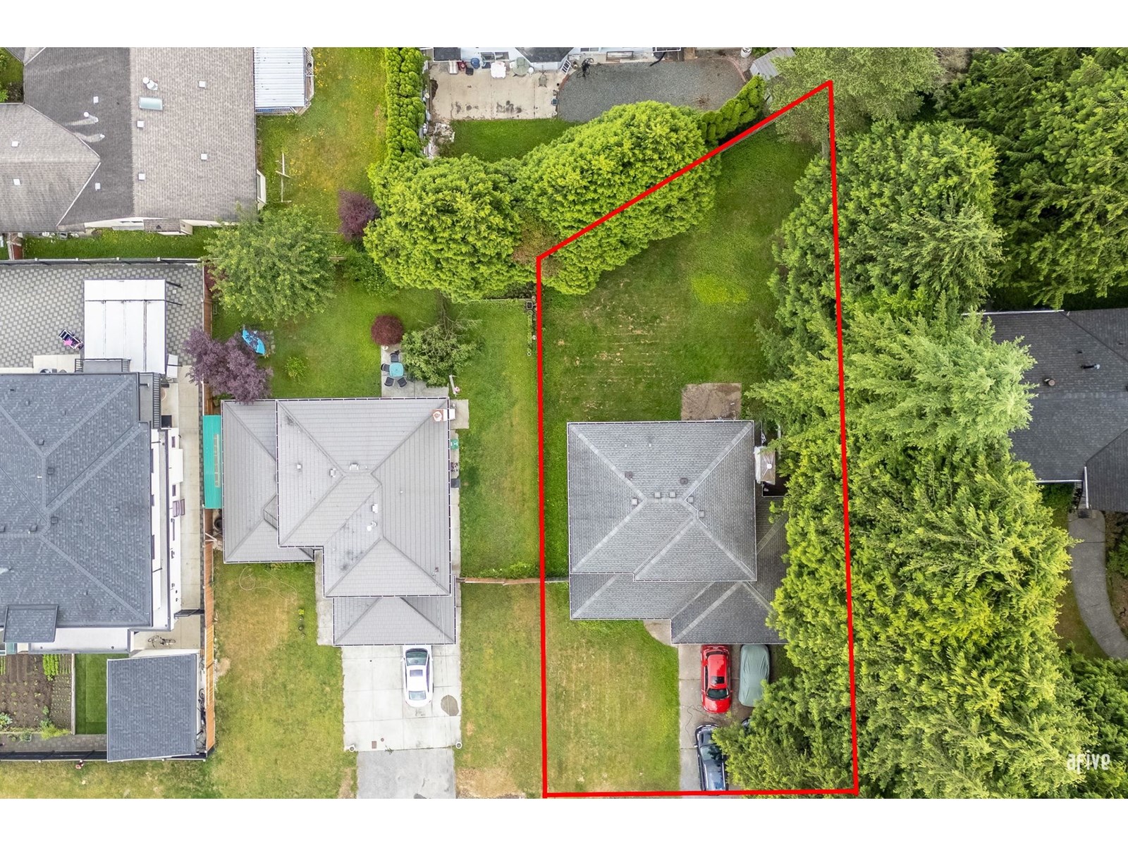 Photo 9 of 6472 138 Street, Surrey BC