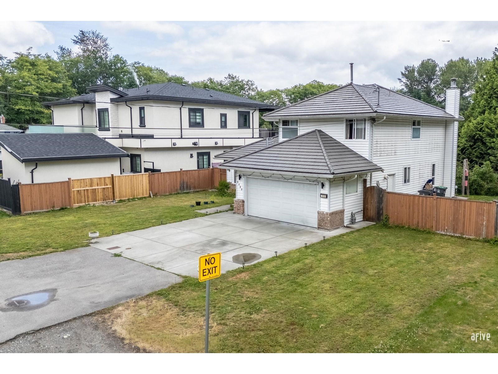 Photo 6 of 6480 138 Street, Surrey BC